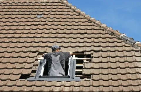 Pose de velux - Sainte-Marie-Kerque